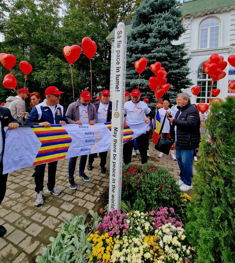 Totemul Păcii – un simbol al unității și speranței, inaugurat la Iași în cadrul Promenadei Inimilor